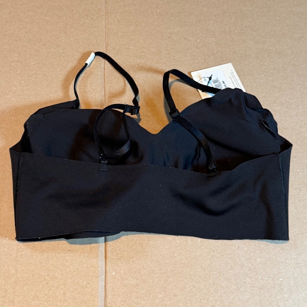 Calvin Klein Invisibles Wireless Lightly Lined Bra Black 34C F3837 001 001 - Picture 5 of 7